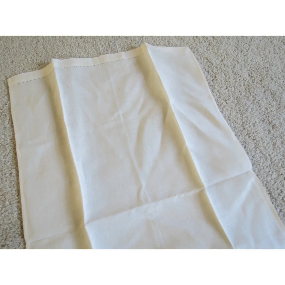 The Unbranded Brand cotton linen